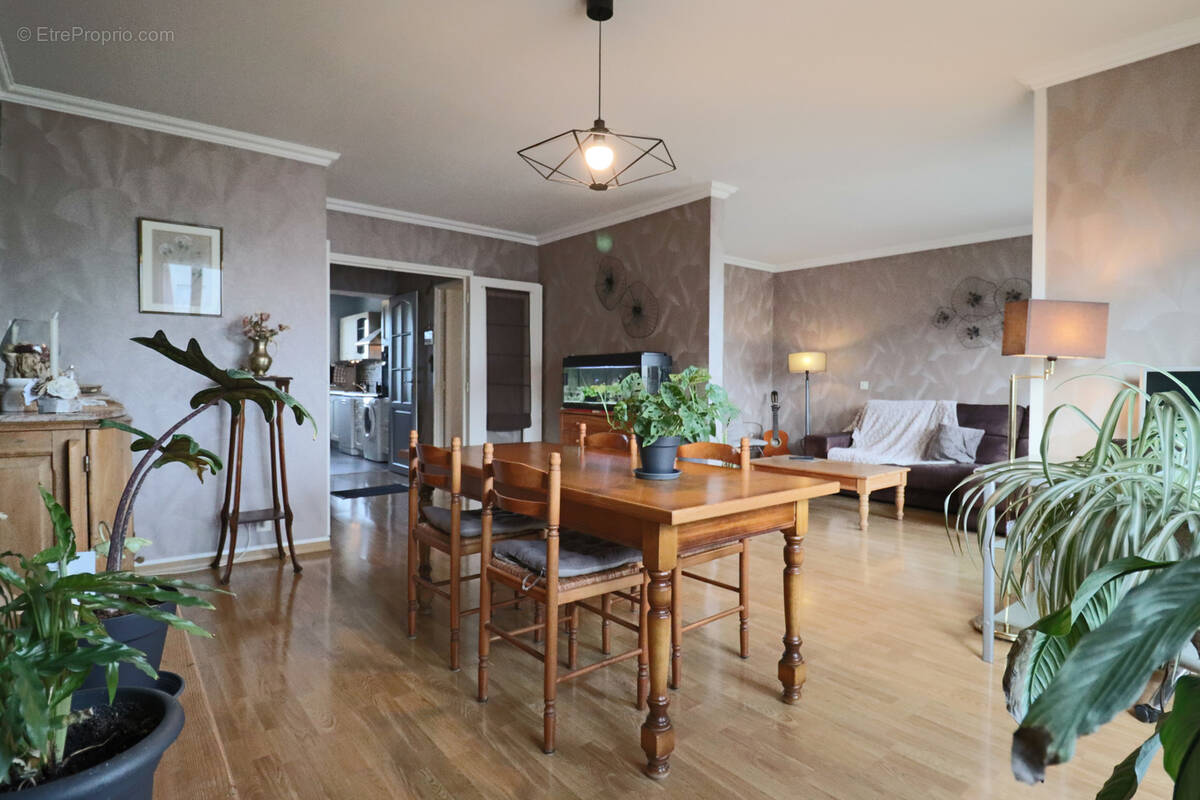 Appartement à BONDY