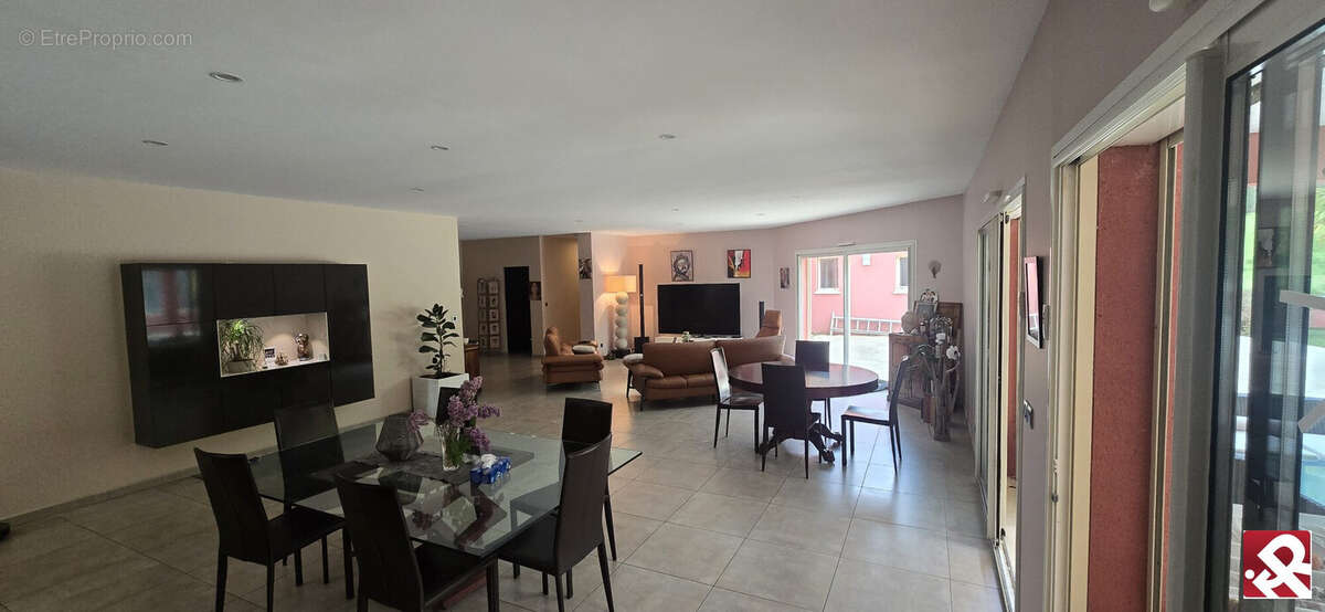 Maison à SAINT-LAURENT