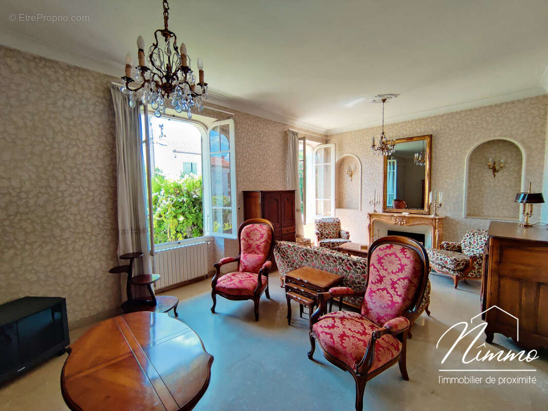 Maison à NIMES