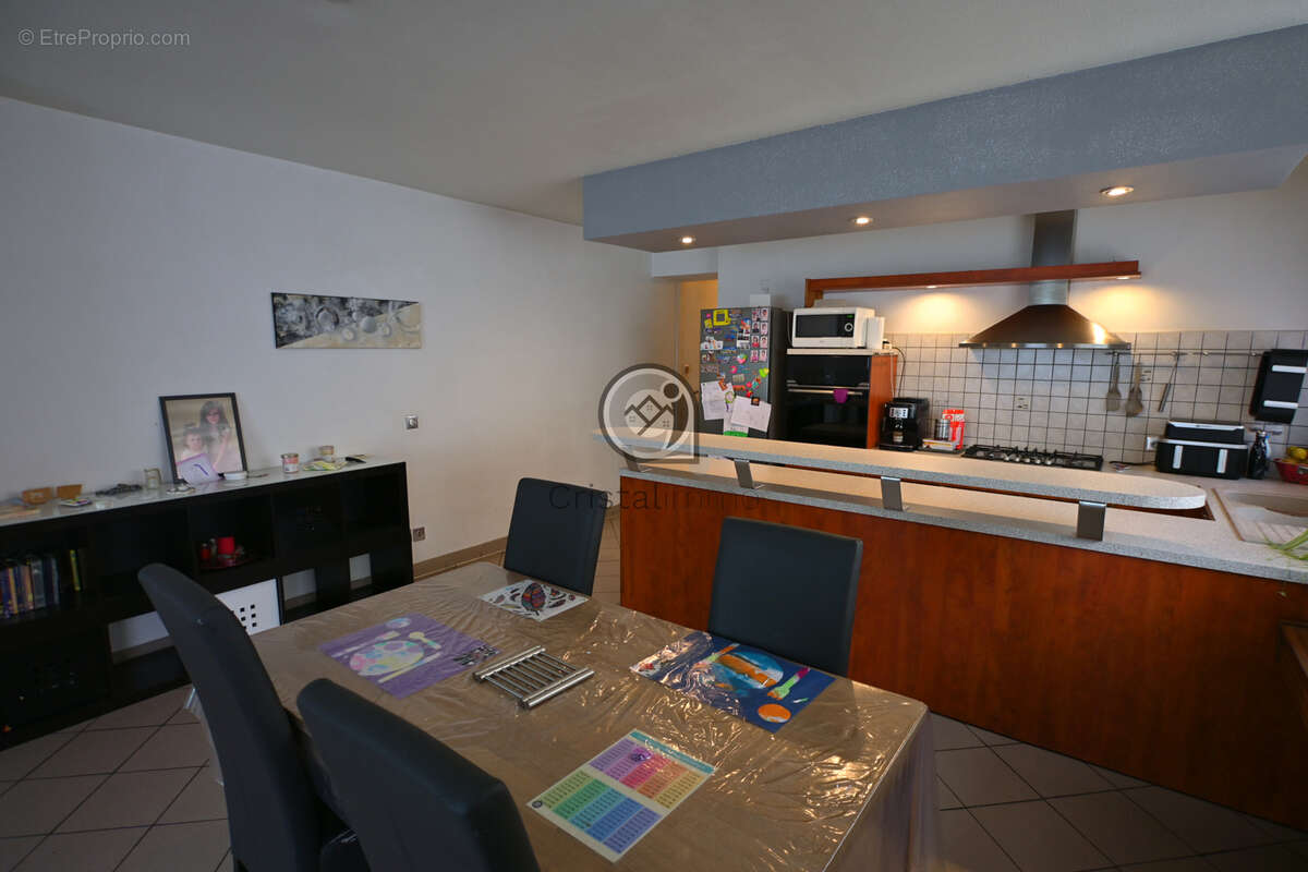 Maisond e ville 163m2 habitables - 4 chambres - photo 8
