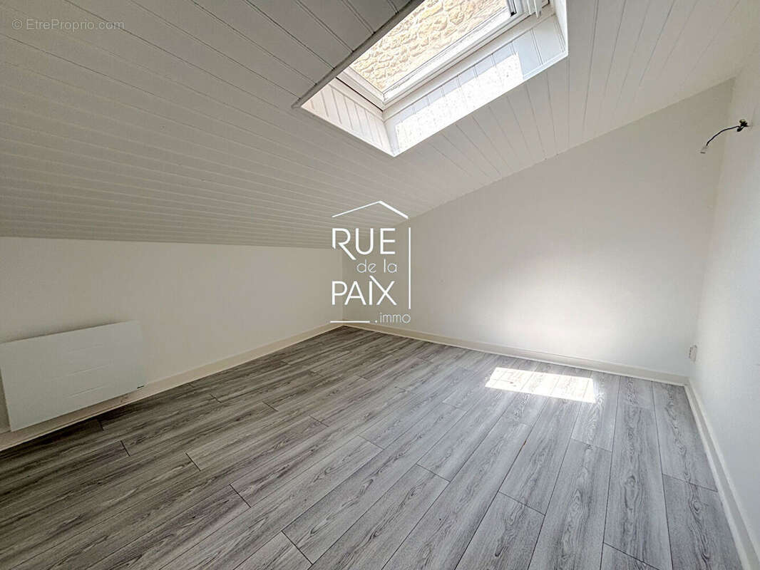 Appartement à VOUILLE