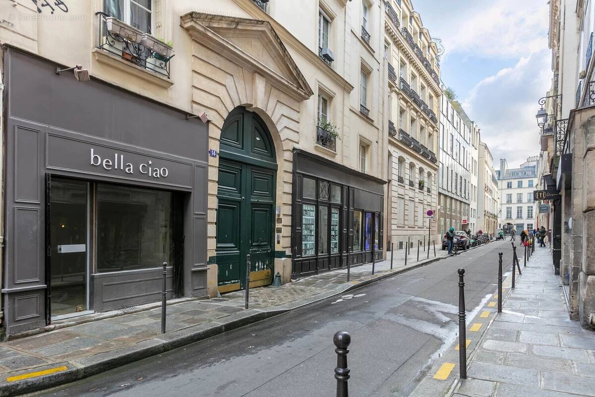 Commerce à PARIS-3E