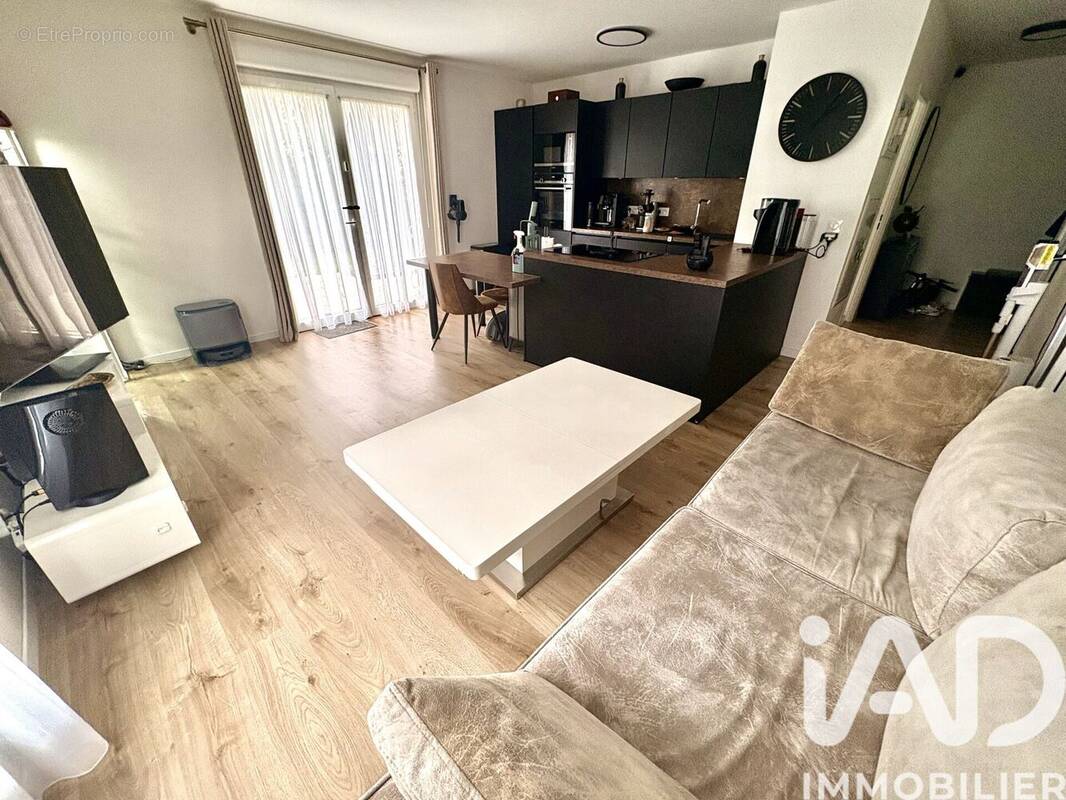 Photo 1 - Appartement à ARGENTEUIL