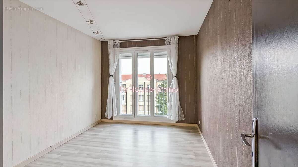 Appartement à LYON-5E