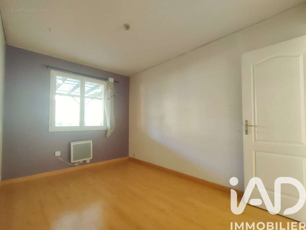 Maison 91 m² à Courgenay  - photo 9
