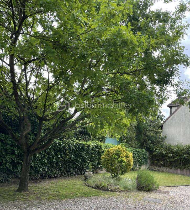 Maison à LES PAVILLONS-SOUS-BOIS