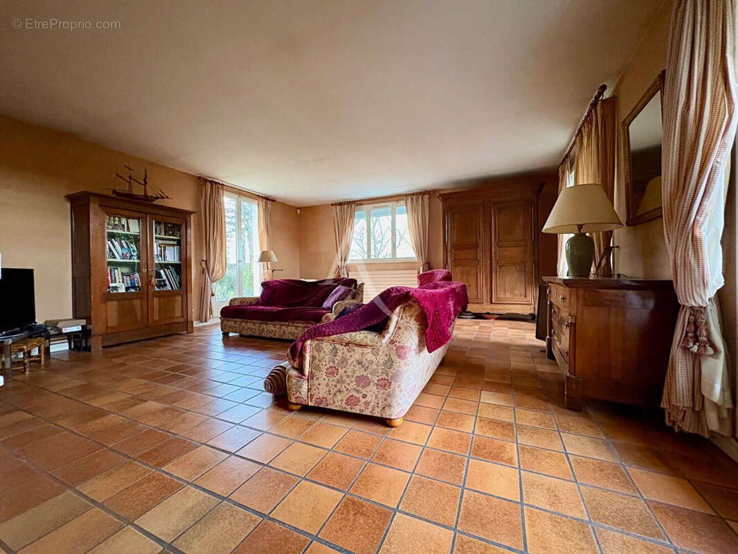 Maison à GIF-SUR-YVETTE