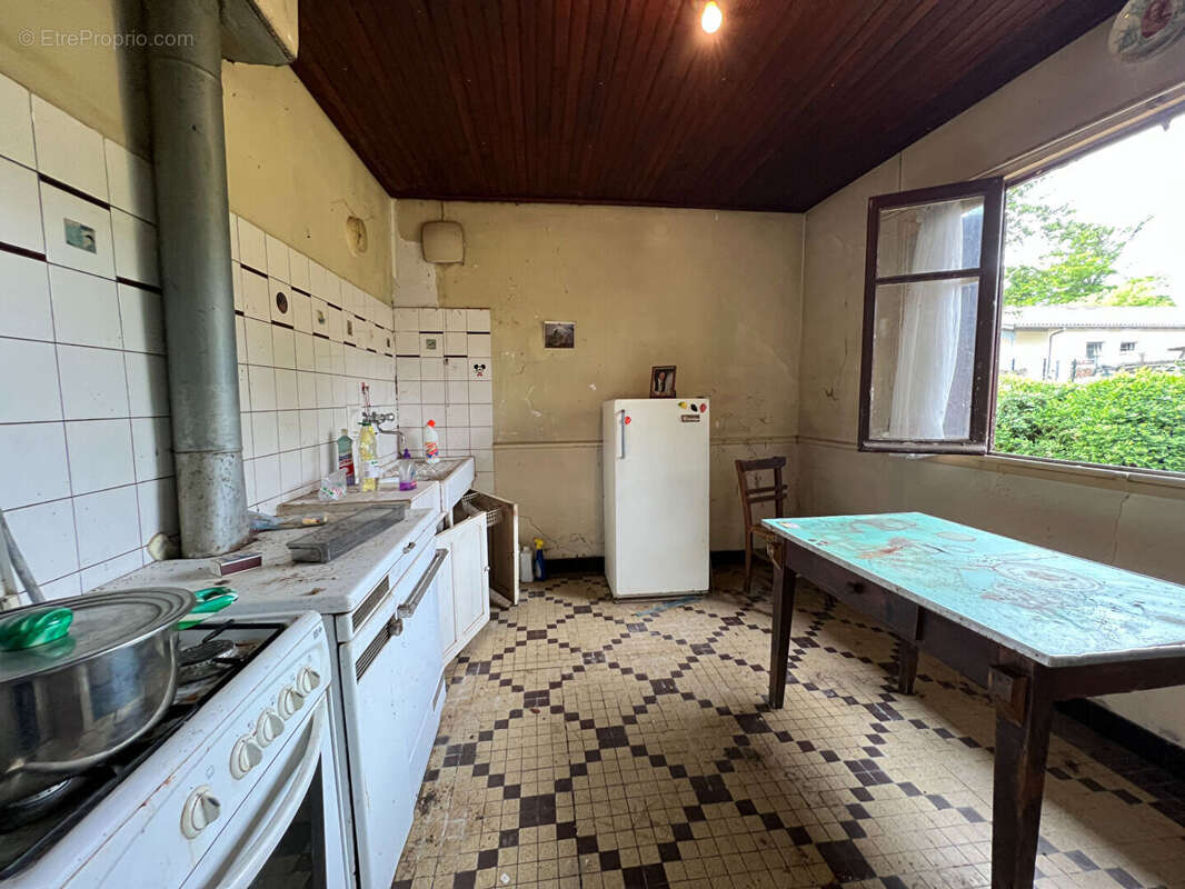 Maison de plain-pied au coeur du village. Commerces à pied - photo 6