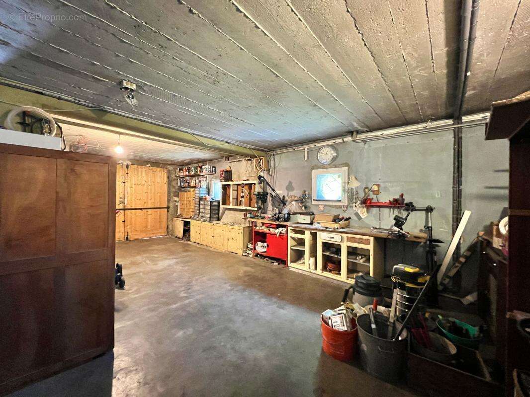 Maison 6 Pièces de près de 145 m2 à vendre dans le secteur du VERNAY - photo 22
