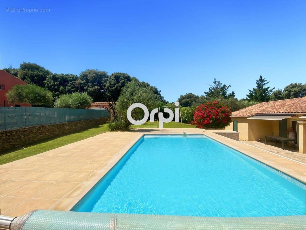 Maison à SAINT-MAXIMIN-LA-SAINTE-BAUME