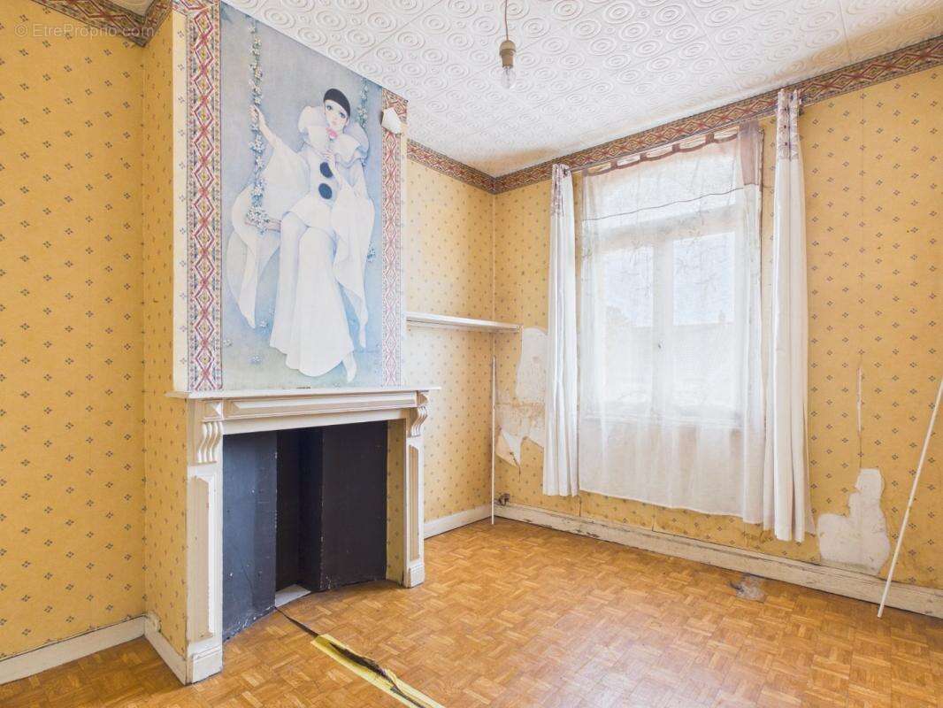 Maison à ROSIERES-EN-SANTERRE
