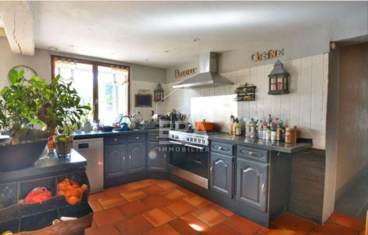 Maison à MONTPON-MENESTEROL