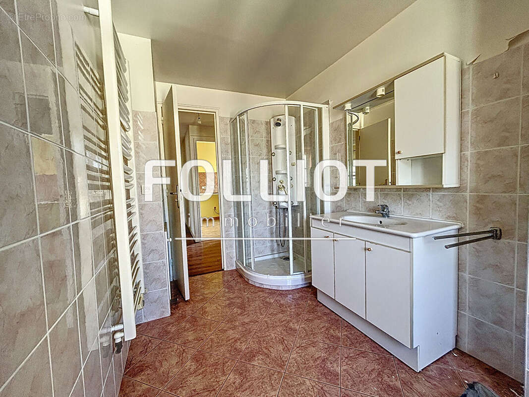 Maison à AGON-COUTAINVILLE