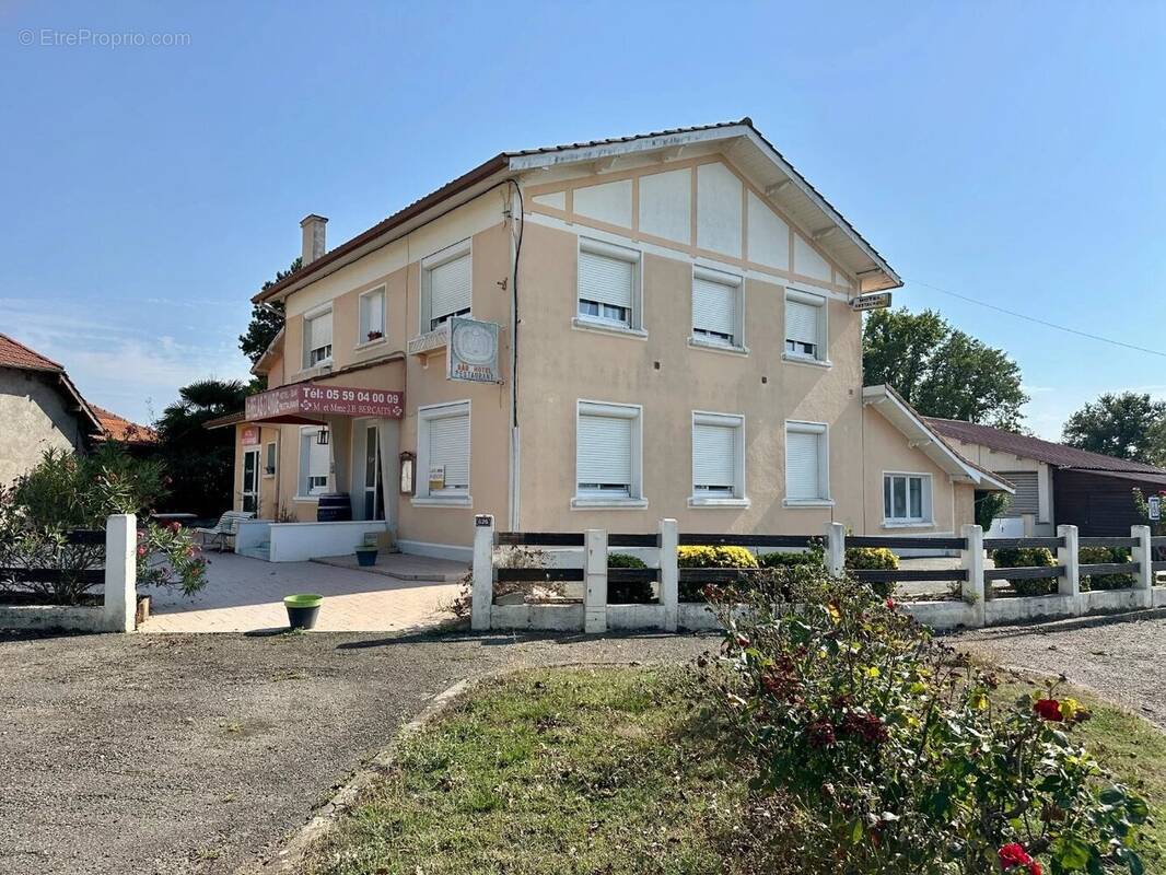 Maison à GARLIN