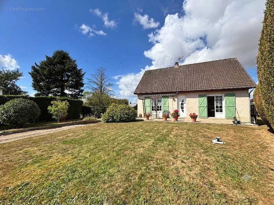 Maison à BERNAY