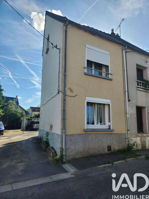 Photo 2 - Maison à LA FERTE-SOUS-JOUARRE