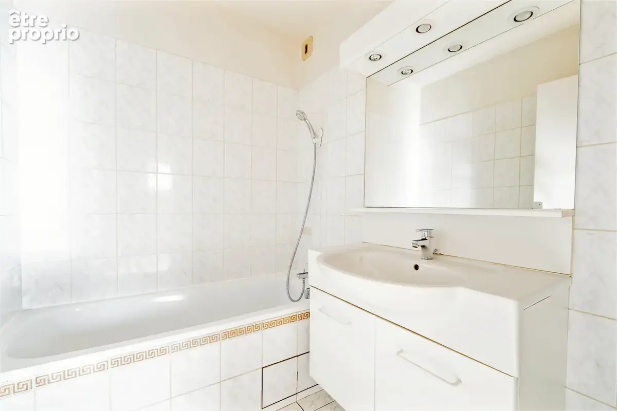 Appartement T4 dans une résidence sécurisée avec parc privatif - photo 14