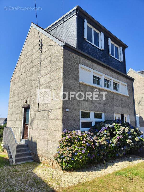 Maison à GUINGAMP