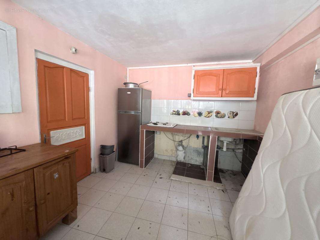 A VENDRE : VILLA F9 à Trois Rivière (97114) - photo 22