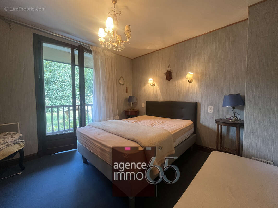 Maison à LUZ-SAINT-SAUVEUR