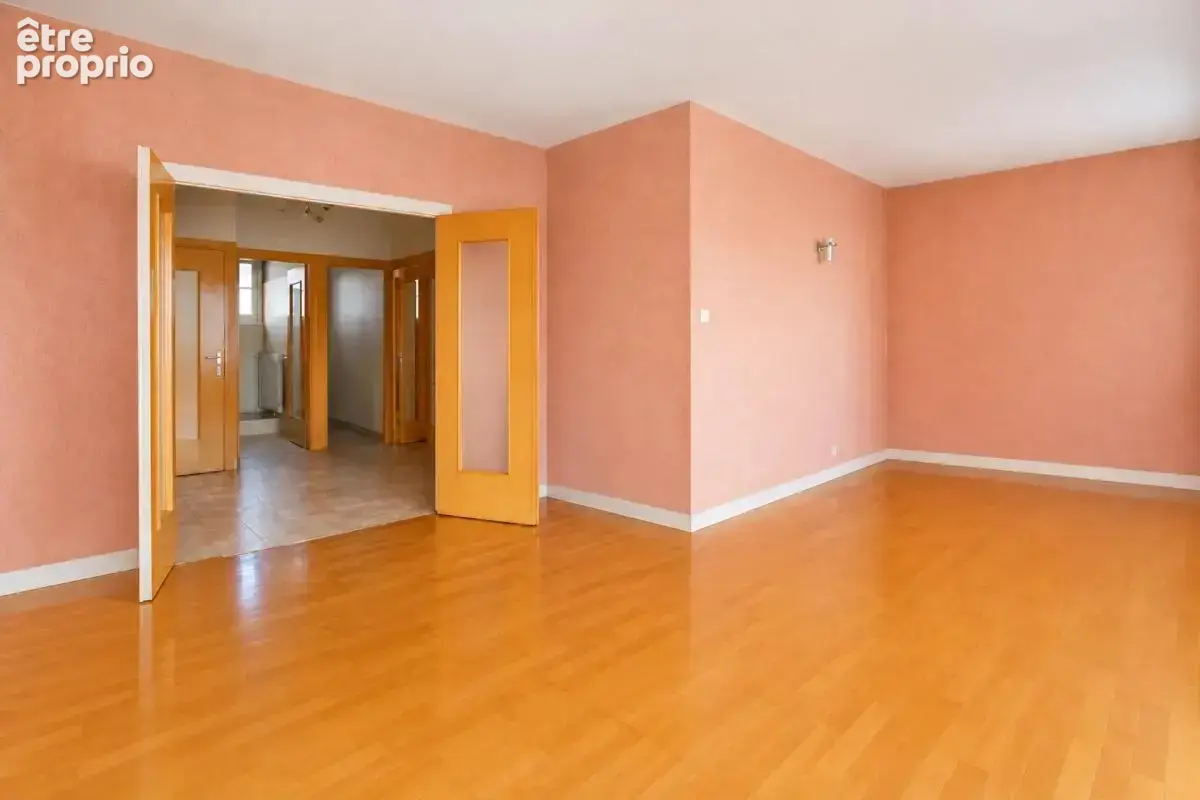 Maison 200 m² à rénover + entrepôt 180m² – 10 min métro B - photo 5