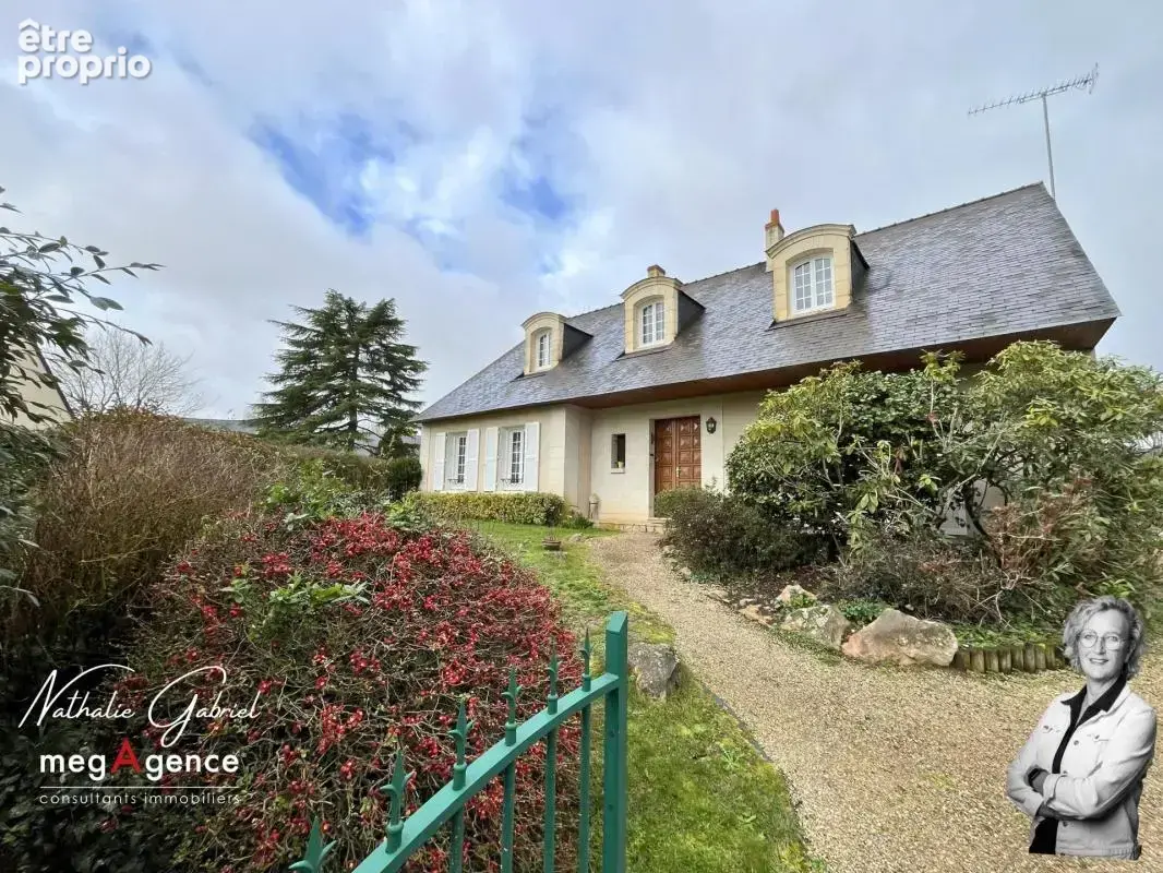 PRUNIERS- Hauts de Beaumont-Maison de 185 m2 (5 chambres) sur 1125 m2 - photo 15