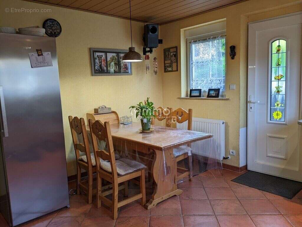 Ensemble Immobilier 8 pièces 180 m² - photo 6