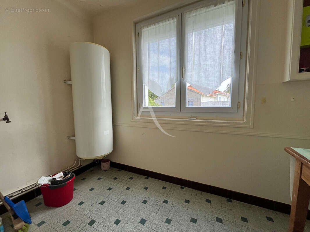 Maison à COMMEQUIERS