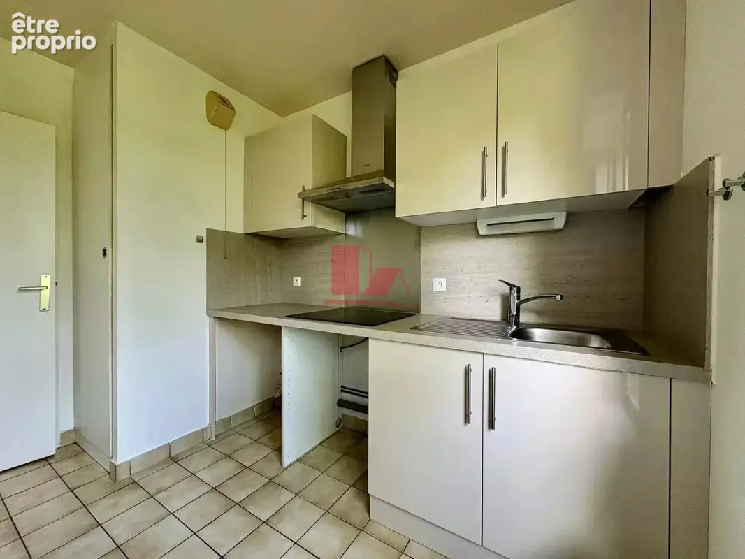 Chatillon centre - appartement 2 pieces de 39 m² - cave - parking - photo 6