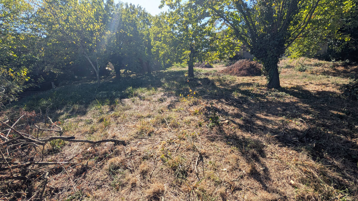 Terrain à CAUSSE-DE-LA-SELLE