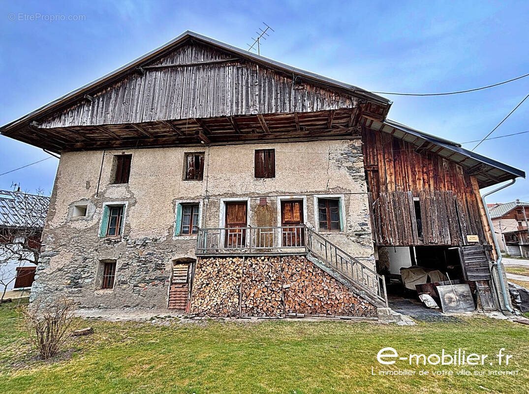 Maison à NOTRE-DAME-DU-PRE