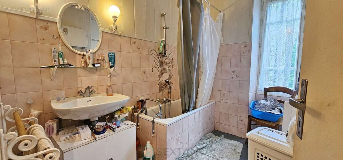 Maison à CENAC-ET-SAINT-JULIEN