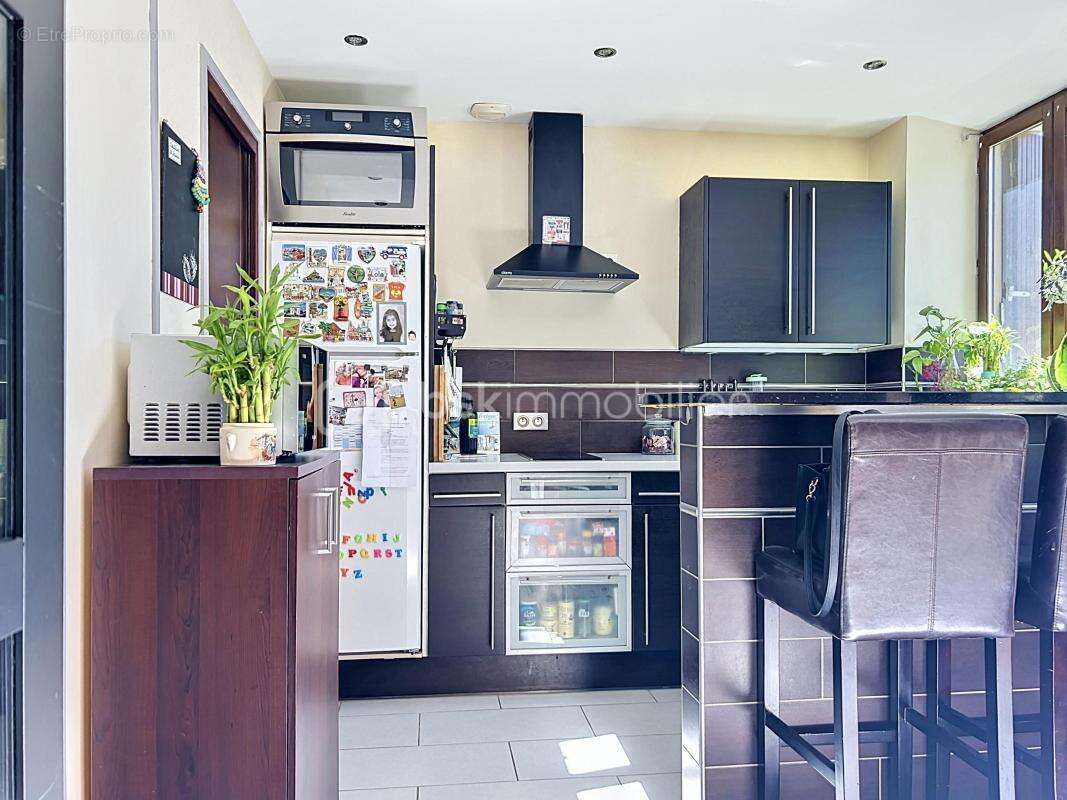 Appartement à CORBEIL-ESSONNES