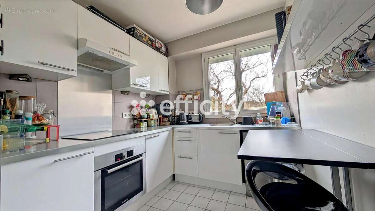 Appartement à TORCY