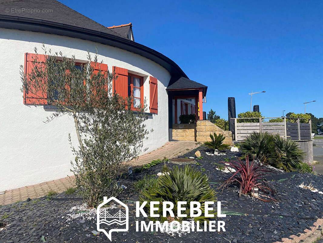 Commerce à PLOUGASTEL-DAOULAS