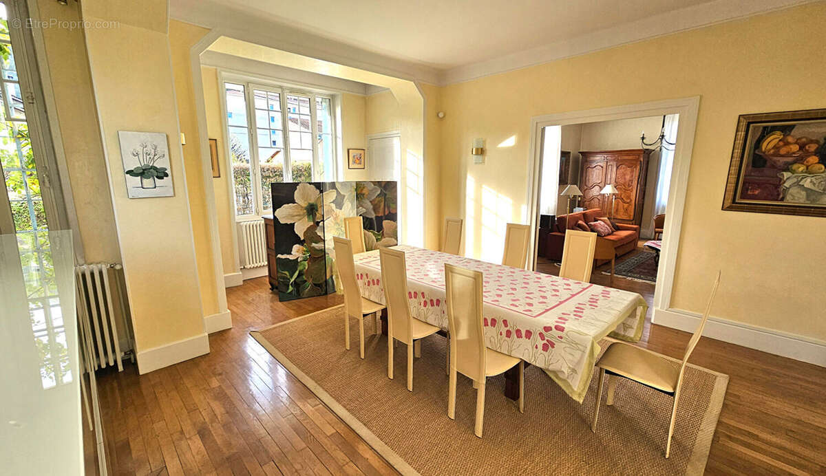 Maison à BOURGOIN-JALLIEU