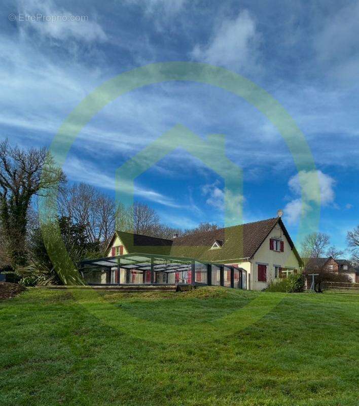 Maison à DOUVILLE-EN-AUGE