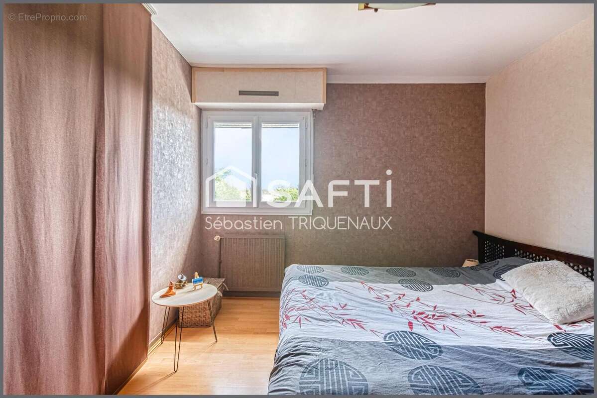 Photo 8 - Maison à MONTREUIL-JUIGNE