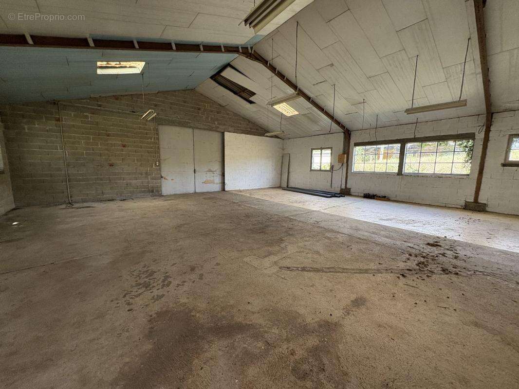 Maison à SAINT-MAMET-LA-SALVETAT