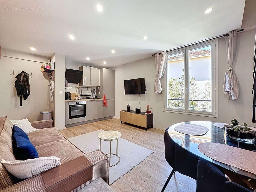 Appartement à CAGNES-SUR-MER