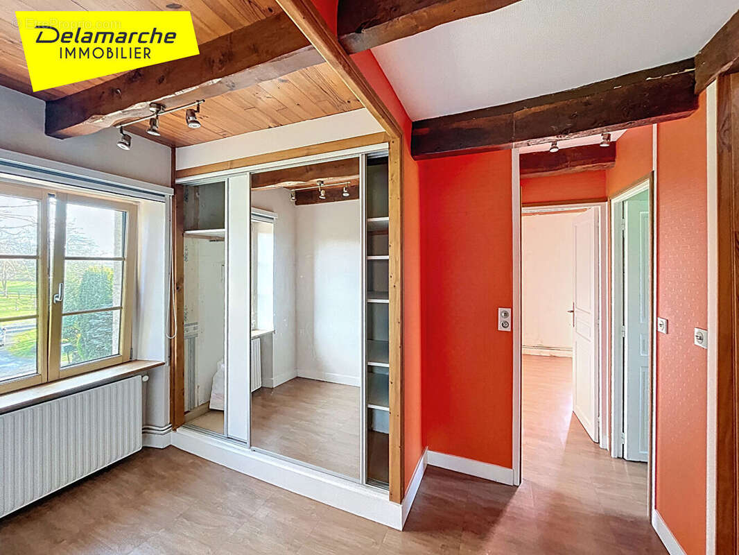 Maison à LES CHAMBRES