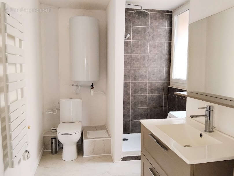 Appartement T3 Valserhône - photo 13