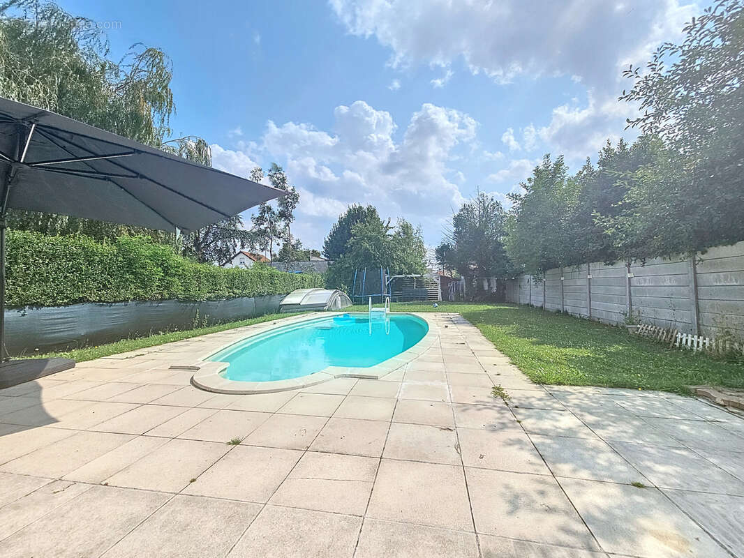 Maison à VILLEPARISIS