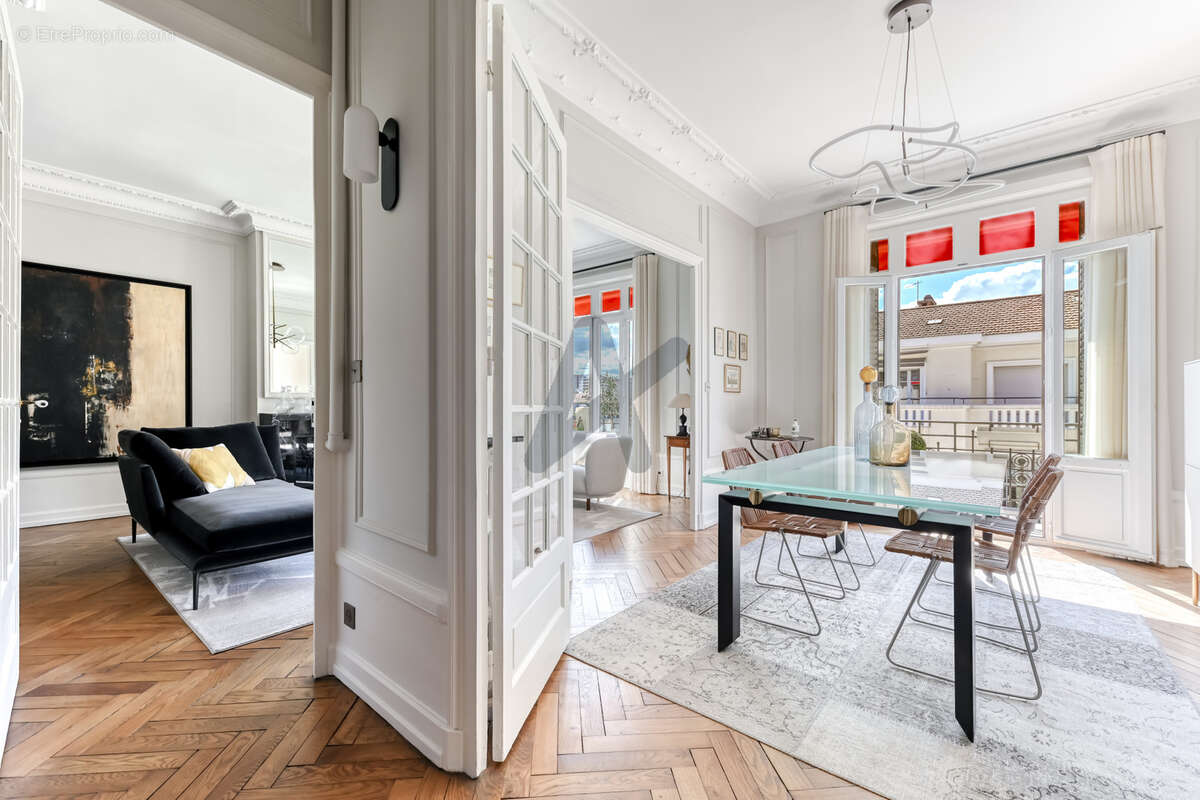 Appartement à LYON-6E