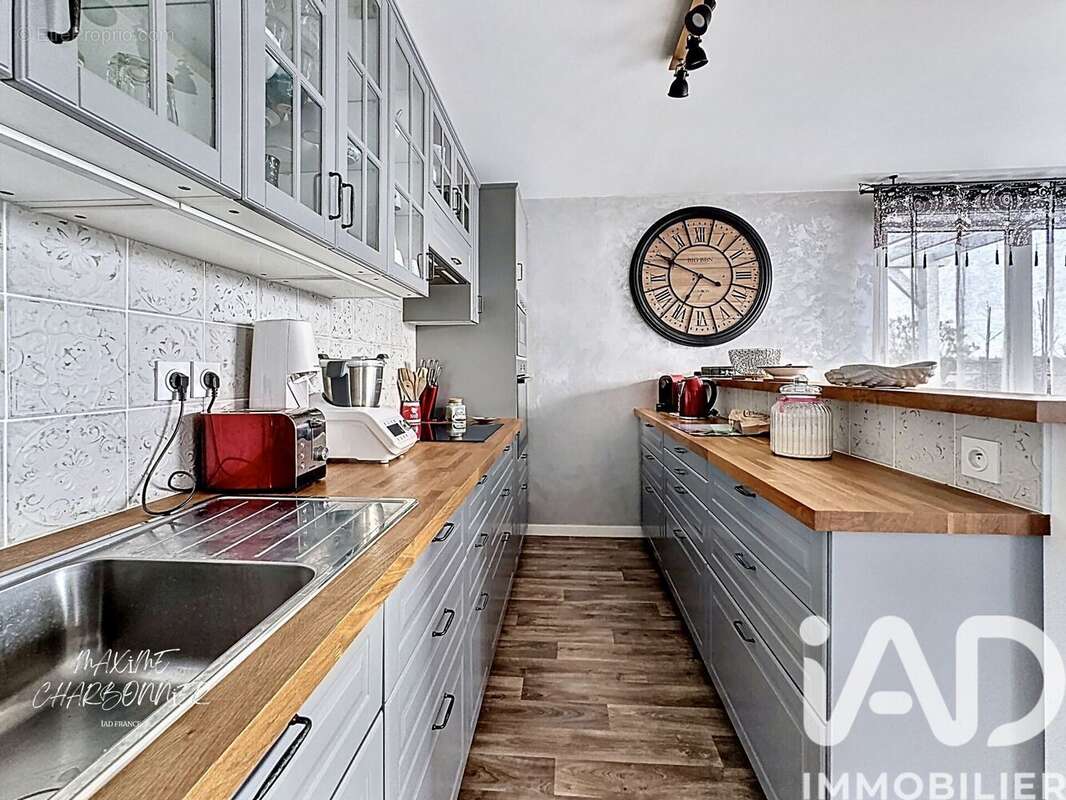 Photo 8 - Appartement à VERT-SAINT-DENIS