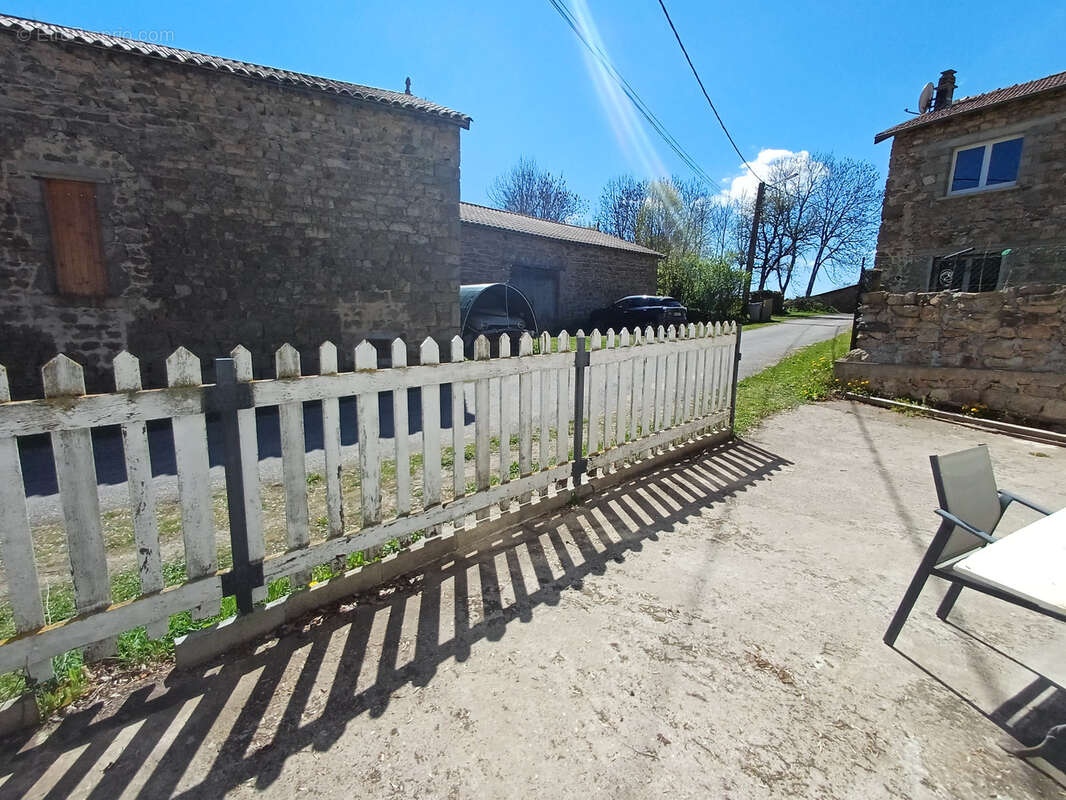 Maison à BELLEVUE-LA-MONTAGNE