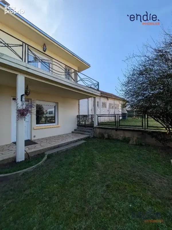 Maison 10 pièces 355 m² à vendre à Fresne-Saint-Mames (70130) - photo 2