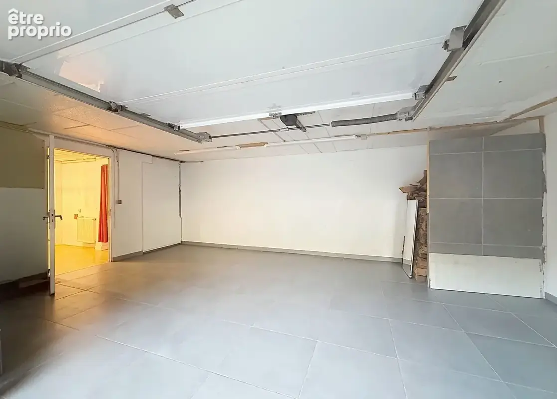 Dardilly, coup de coeur alliant charme de l'ancien, rénovation de qualité et piscine - photo 11