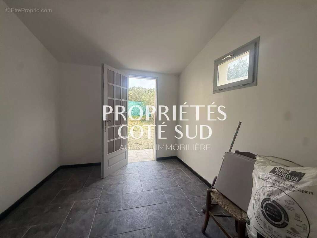 Maison à LES ANGLES