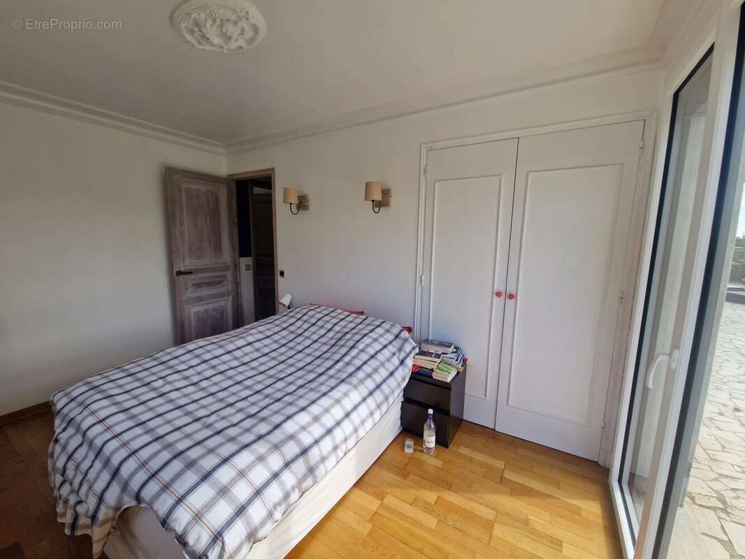 Maison à BRUYERES-LE-CHATEL